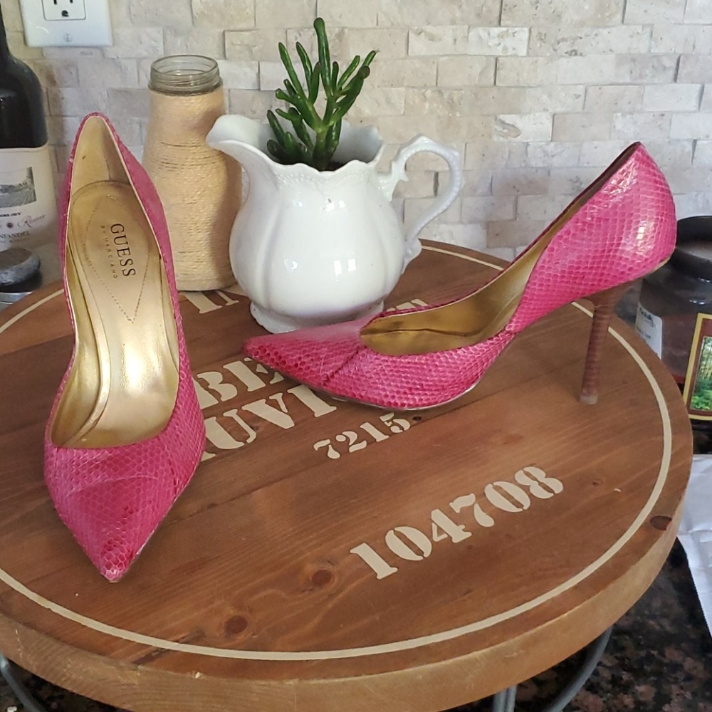 Guess by Marciano Leather Pink High Heels sz. 8